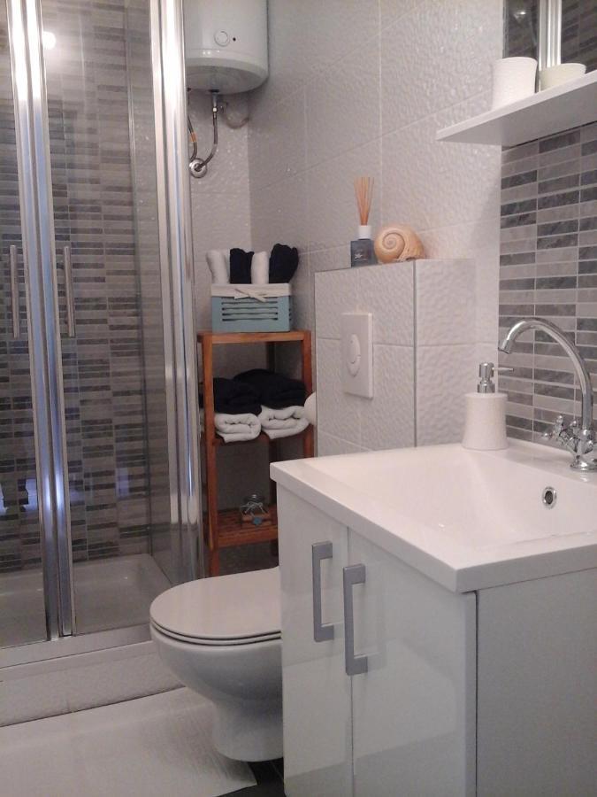 Apartments And Rooms With Parking Space Hvar - 13161 Хвар Экстерьер фото